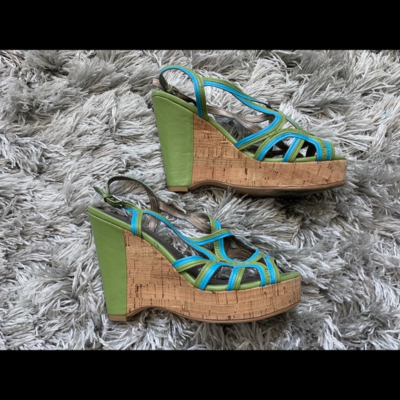 Moda Renita Wedge Platform Sandals. Size 8 - Picture 2 of 5